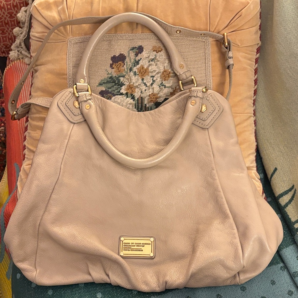 Marc Jacobs Cream Leather Shoulder Bag